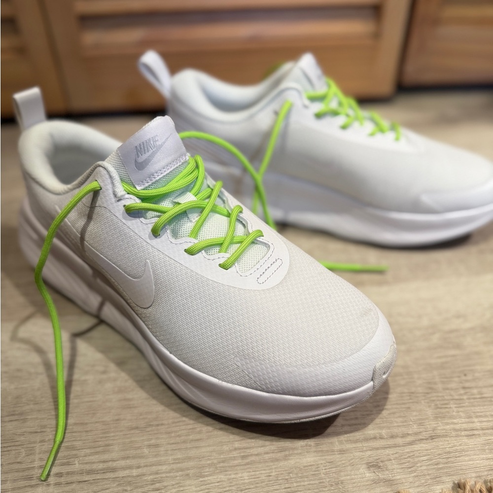 Nike ‘Promina’ Walking Shoes with Bright Green Laces